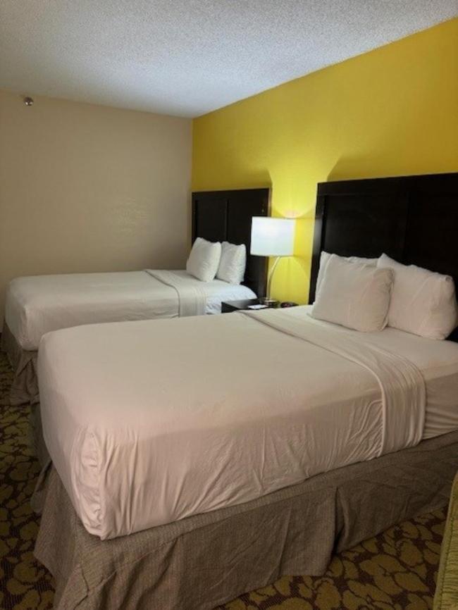 Hotel Ramada Plaza By Wyndham Charlotte South End Airport Zewnętrze zdjęcie