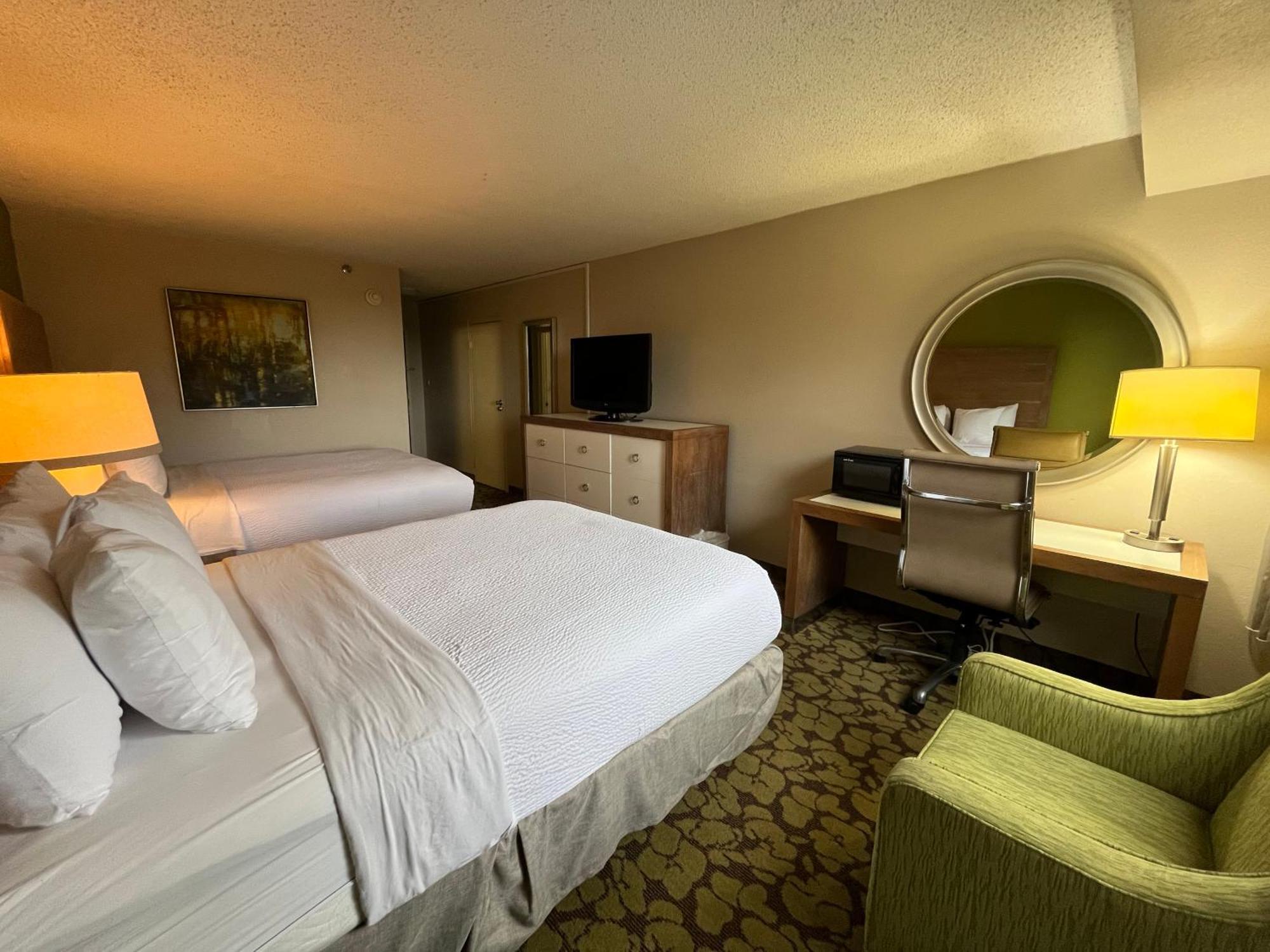 Hotel Ramada Plaza By Wyndham Charlotte South End Airport Zewnętrze zdjęcie