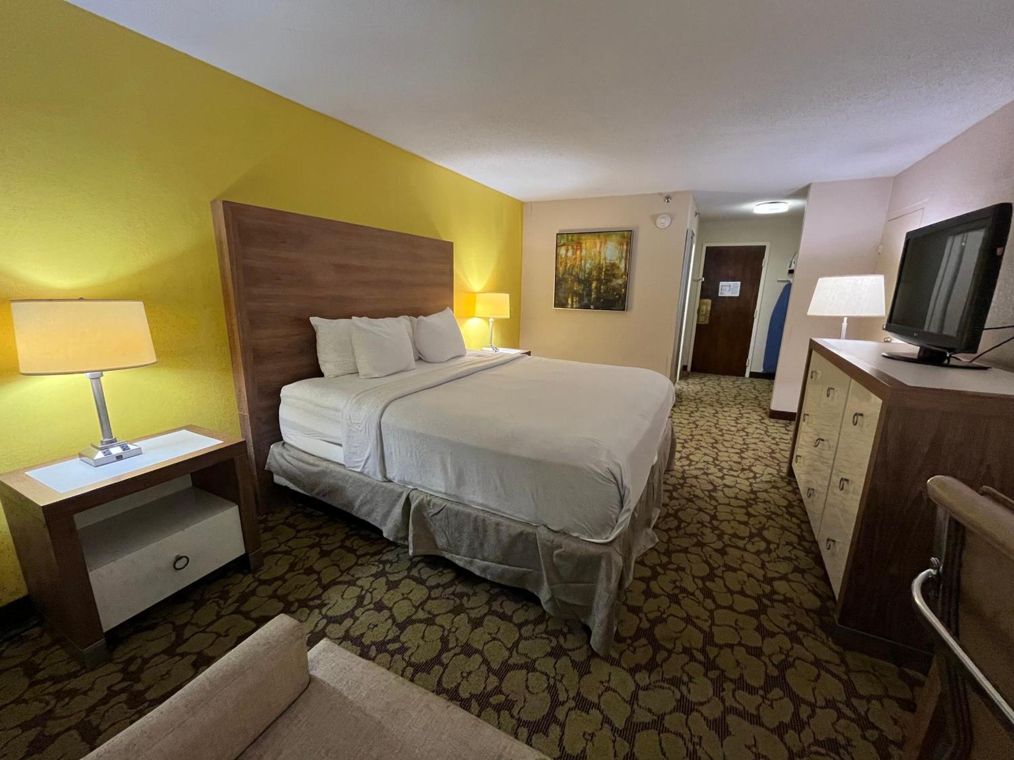 Hotel Ramada Plaza By Wyndham Charlotte South End Airport Zewnętrze zdjęcie