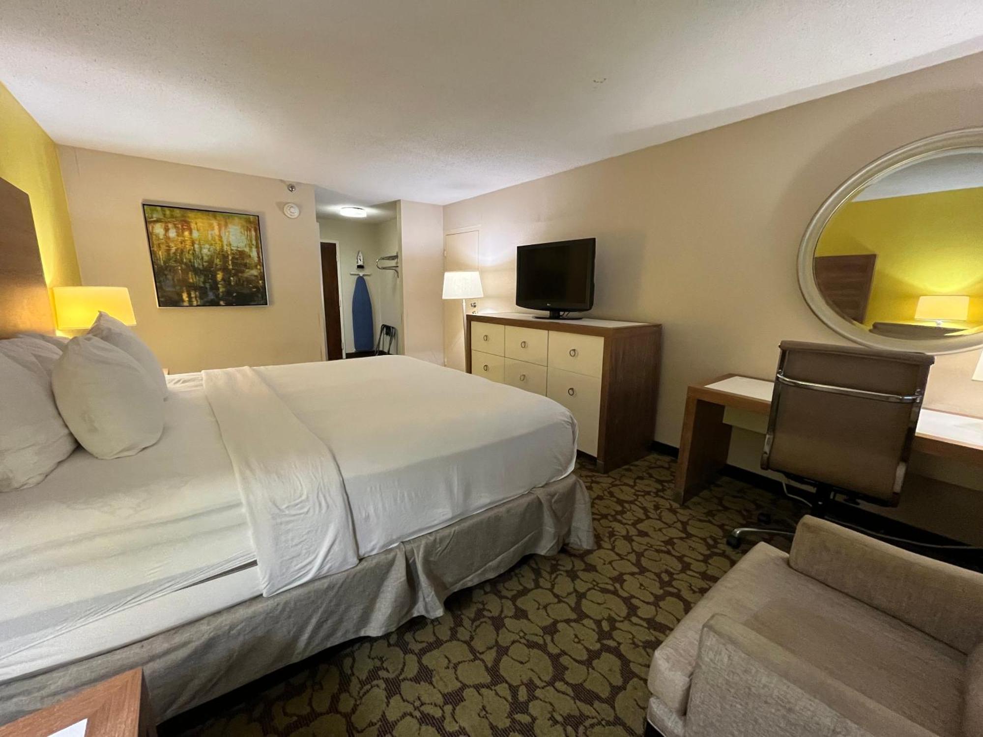 Hotel Ramada Plaza By Wyndham Charlotte South End Airport Zewnętrze zdjęcie