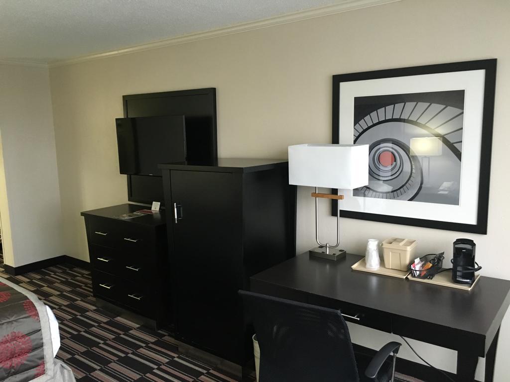 Hotel Ramada Plaza By Wyndham Charlotte South End Airport Zewnętrze zdjęcie