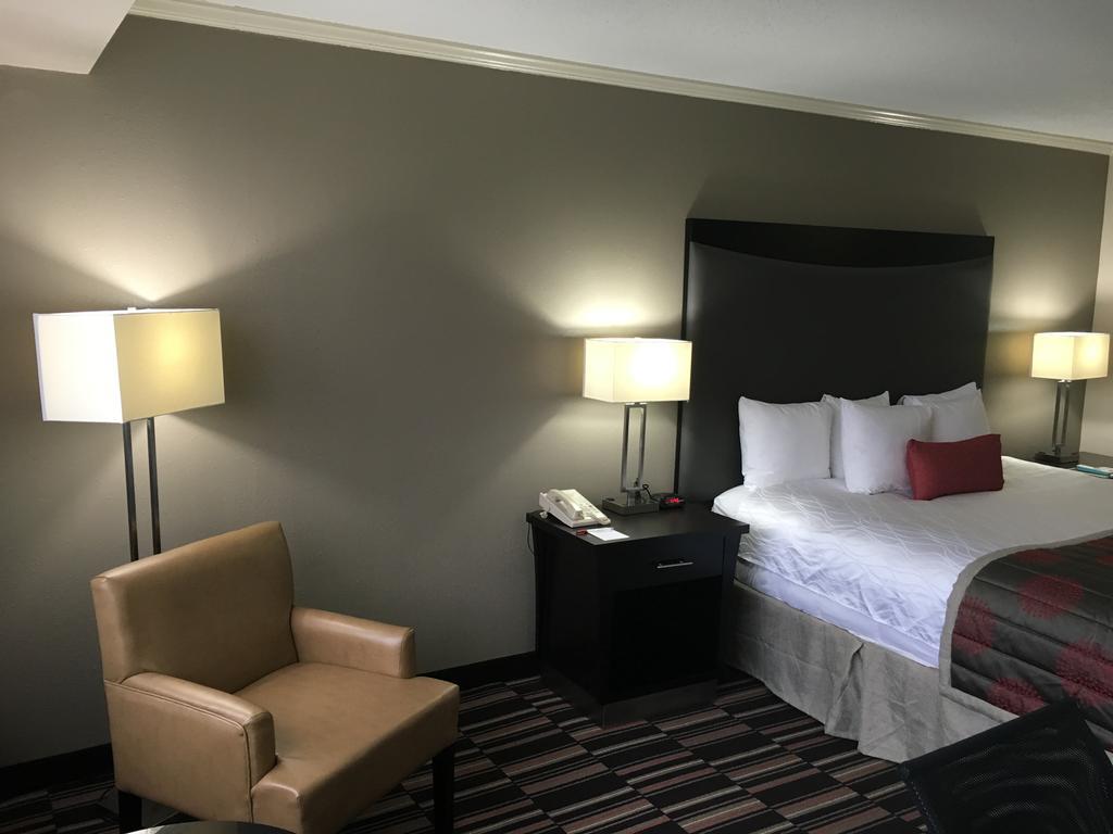 Hotel Ramada Plaza By Wyndham Charlotte South End Airport Zewnętrze zdjęcie